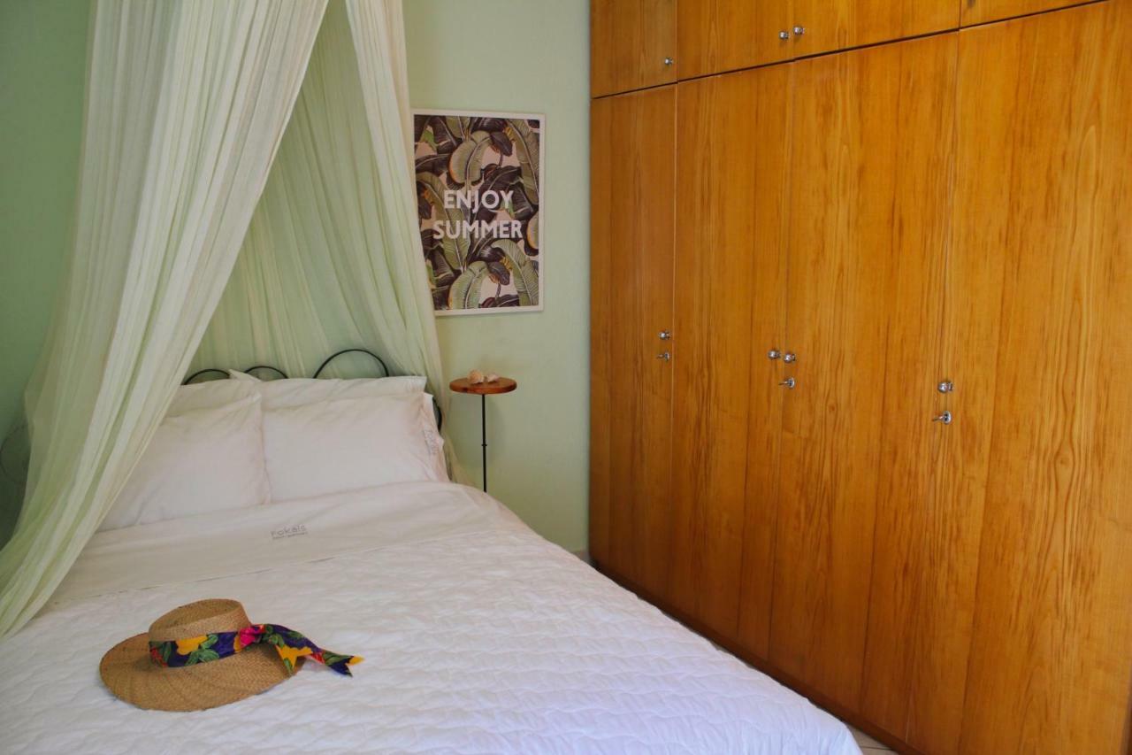 Fokais Beach Apartment Néa Fókaia Bagian luar foto